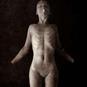 [KINGWORM] - Model: Clara