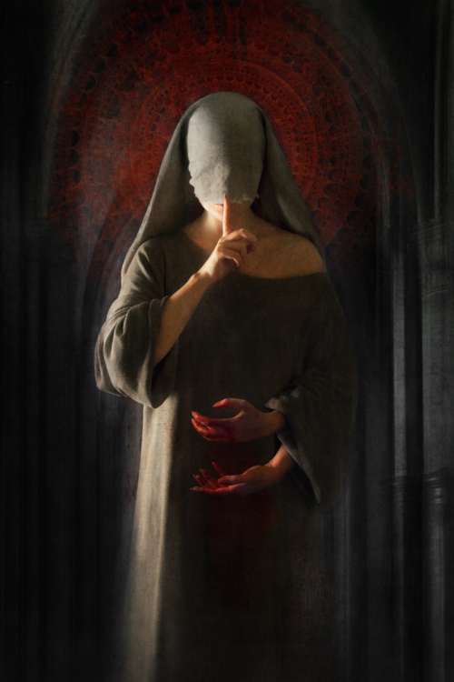 [SILENCIEUSE] – Model: Daria Endresen