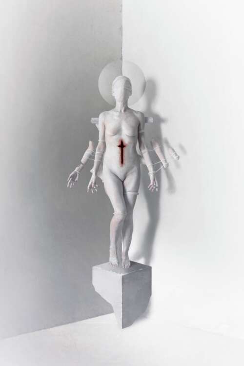 [VULNUS]<br>Model : Eros Noir<br><u><a href="http://www.nihil.fr/product/vulnus">Order a print</a></u>