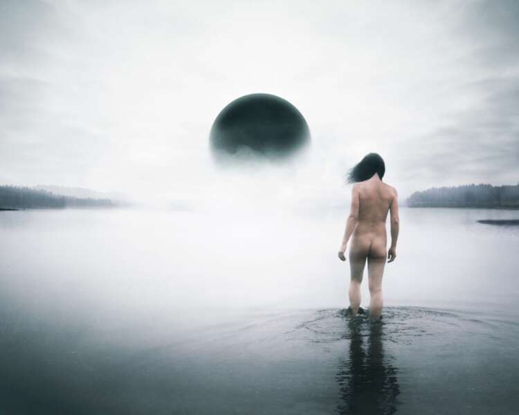 [ACROSS THE STYX]<br>Photo : <u><a href="https://www.instagram.com/fotograflinneasyversen/">Linnea Syversen</a></u><br><u><a href="http://www.nihil.fr/product/across-the-styx/">Order a print</a></u>
