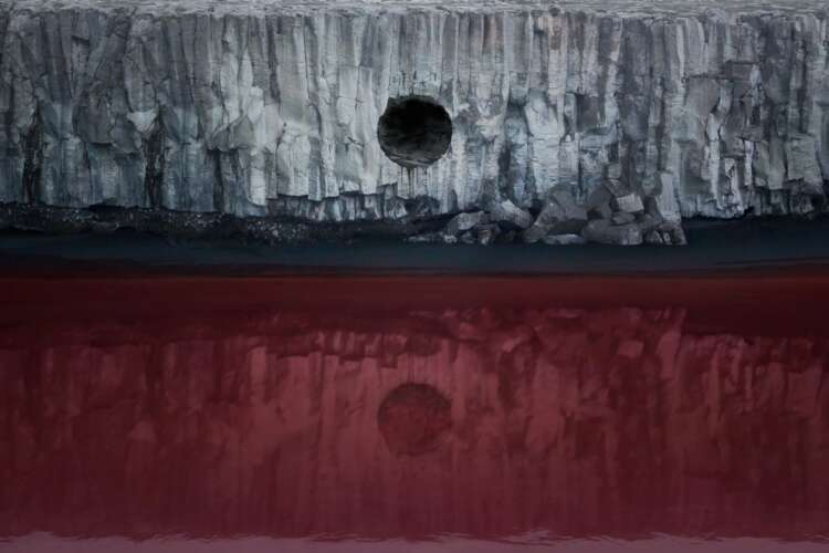 [HOLE]<br><u><a href="http://www.nihil.fr/product/hole/">Order a print</a></u>